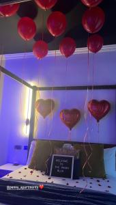 The Penny Blue Apartment With Private Hot Tub