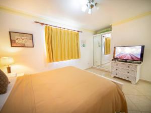 Garden Condos Apt 30 - Lovely 1br Condo W Pool