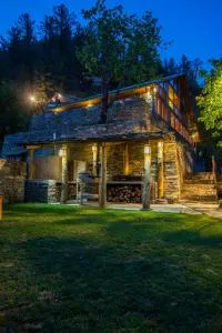 ELIVAAS 1 BHK Premium Cottage with Sauna - Everly - Kumhārsain