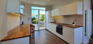 Villas La villa les pieds dans leau : photos des chambres