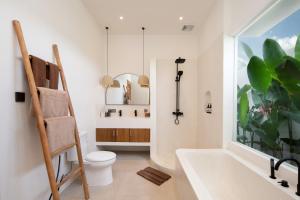 Cozy new 2 bdr close to beach