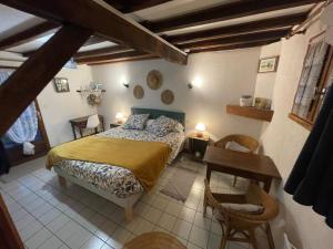 Maison dhôtes Ourdeaux et Gite Chez Rouchon