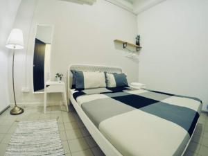 35Mandalay at Georgetown 5 bedroom for 7-15 pax