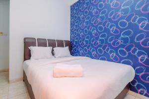 Simply Studio Room at Margonda Residence 1 Apartment By Travelio