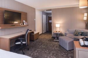 King Room room in Courtyard by Marriott Elmira Horseheads