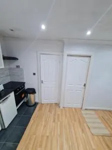 Garden house - 提伯利