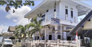 Hans Surfer Homestay - 3hvězdičkové hotely ve městě Bumbang