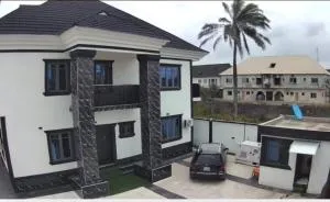 White House Villa Ogombo - Mosherel Kawga