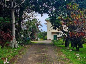 Tweni Farm Style Unit