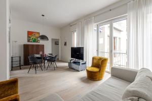 Palazzo Visconti Di Modrone, two beautiful city apartments by Halldis