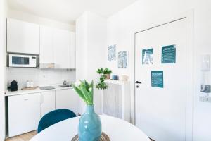 Apartment room in Amazing studio in San Babila