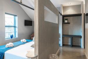 Bed & Coffee Oss Room in Historic Weaving Mill