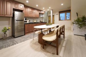 Naseonjae-Namsan Tower