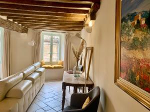 Lélégante - maison de ville avec bains à remous - parking inclus