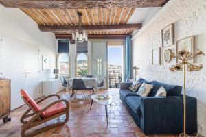 LHONORAT vue mer et port, à côté des plages du Midi et proche du Palais