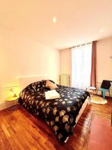 Suite en ville - Jussac