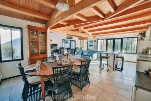 Villas Villa Hollyhocks : photos des chambres