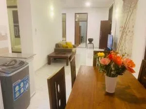 Four Bedroom Apartment Ja Ela near Highway Entrance - 贾埃勒