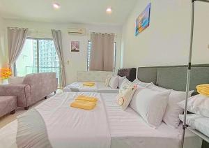 #CS7, Airly Cybersquare Ensuite with Pool View
