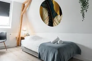 Newly Renovated Suite With Kitchen Access - Berkel-Enschot