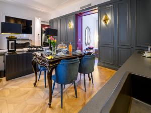 The Best Rent - Refined one-bedroom apartment in the historic Milan center