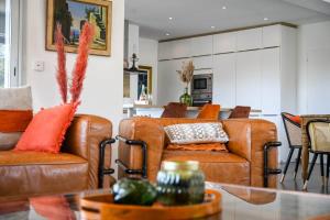 Sasha - Villa Heated pool 8 Bedrooms - by TGB