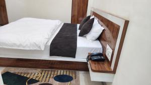 Radhe Krishna Hotel and Restaurant