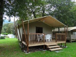 Camping "A lOmbre des Tilleuls"