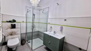 University District&City Gateaway FREE PARKING!