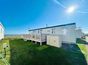 9 Sea View Kessingland Beach Parkdean Resorts MIN 3 NIGHT STAY