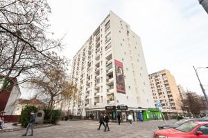 Krasiński Garden Charming Studio by BookingHost