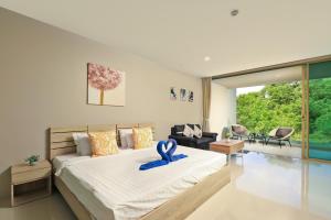 Spacious studio near Karon beach by Pro ARK-204