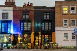 Becketts - 索伦特海峡旁利村