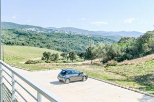 Milla - Panoramic Terrace Calm & Cosy - by TGB