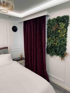 Private Bedroom in Unique Luxury House, Salford, Manchester