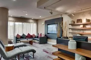 乡村斯塔特斯维拉木瑞斯维拉/诺曼湖酒店 - Jonesville