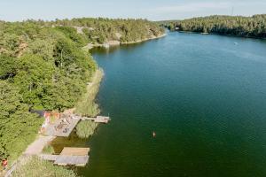 Lakeside Cabin With Sauna In Stockholm Archipelago