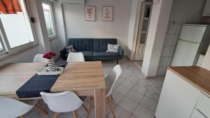 Apartmani Rogoznica 1