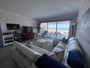 Shelley Point On Sea