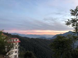 Hues & Trails Homestay