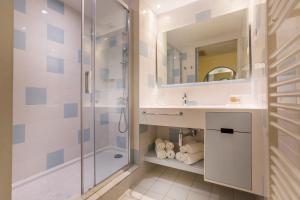 Special Offer - Family Room with Sea Side - Labour Day room in Amadria Park Andrija