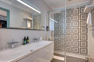 Hotels The One Alma Paris : photos des chambres