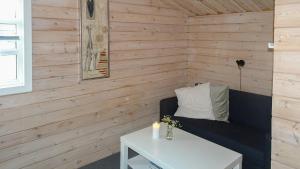 Charming Wooden Cottage Close To Handbjerg Beach