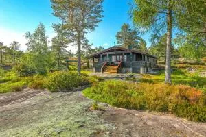 Traditional Cabin By Reinsvatn In Treungen - Felle