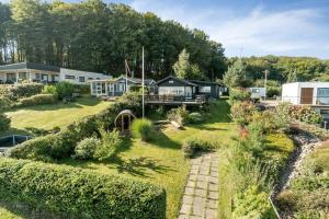 Family Home With Sauna And Fjord View