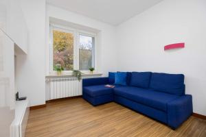 Mokotów Modern Apartment with Desk for Remote Work by Noclegi Renters