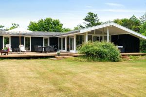 Classic Cottage 200 Metres From The Sea