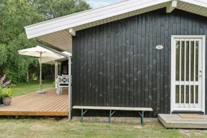 Classic Cottage 200 Metres From The Sea