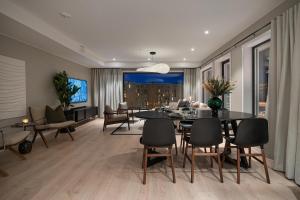 Premium Penthouse Sea & Mountain view Apartments