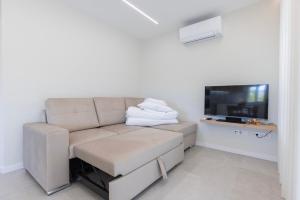 Apartamento novo junto ao metro